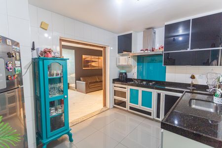 Apartamento à venda com 165m², 3 quartos e 3 vagas Apartamento à venda com 165m², 3 quartos e 3 vagasCozinha