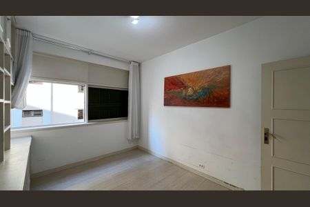 Apartamento à venda com 161m², 4 quartos e 1 vaga Apartamento à venda com 161m², 4 quartos e 1 vagaQuarto 1