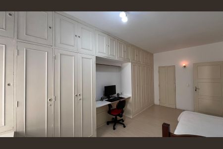 Apartamento à venda com 161m², 4 quartos e 1 vaga Apartamento à venda com 161m², 4 quartos e 1 vagaSuíte