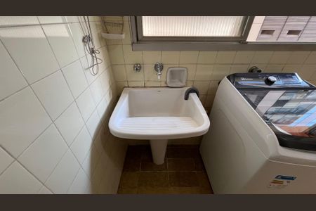 Apartamento à venda com 161m², 4 quartos e 1 vaga Apartamento à venda com 161m², 4 quartos e 1 vagaÁrea de Serviço