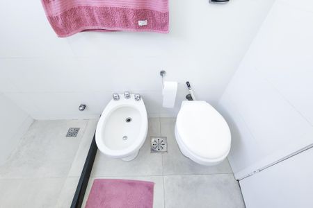 Apartamento à venda com 100m², 3 quartos e 1 vaga Apartamento à venda com 100m², 3 quartos e 1 vagaBanheiro Social