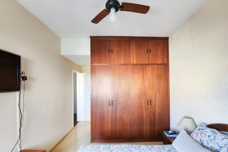 Apartamento à venda com 100m², 3 quartos e 1 vaga Apartamento à venda com 100m², 3 quartos e 1 vagaSuíte