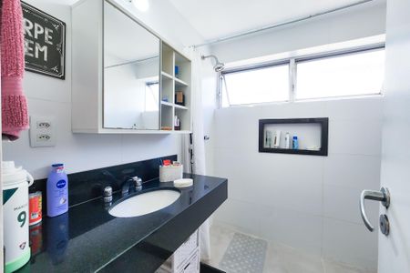 Apartamento à venda com 100m², 3 quartos e 1 vaga Apartamento à venda com 100m², 3 quartos e 1 vagaBanheiro Social