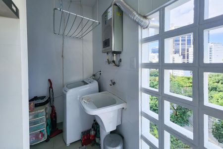Apartamento à venda com 100m², 3 quartos e 1 vaga Apartamento à venda com 100m², 3 quartos e 1 vagaÁrea de serviço