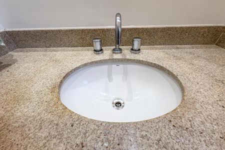 Apartamento para alugar com 106m², 3 quartos e 2 vagasSuíte Banheiro