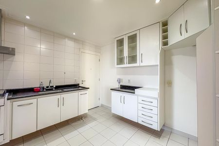 Apartamento para alugar com 106m², 3 quartos e 2 vagasCozinha