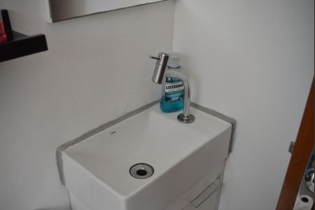 Apartamento à venda com 46m², 2 quartos e 2 vagasBanheiro Social