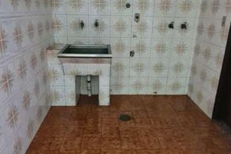 Casa à venda com 3 quartos, 150m² em Parque Sao Domingos, São Paulo