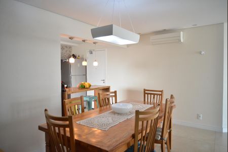 Apartamento à venda com 90m², 3 quartos e 2 vagasSala