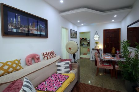 Apartamento para alugar com 68m², 2 quartos e 1 vagaSala