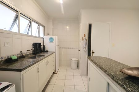 Apartamento para alugar com 100m², 3 quartos e 1 vaga Apartamento para alugar com 100m², 3 quartos e 1 vagaCozinha