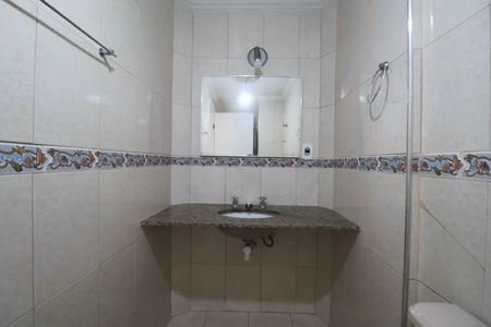 Apartamento para alugar com 100m², 3 quartos e 1 vaga Apartamento para alugar com 100m², 3 quartos e 1 vagaBanheiro da Suíte 2