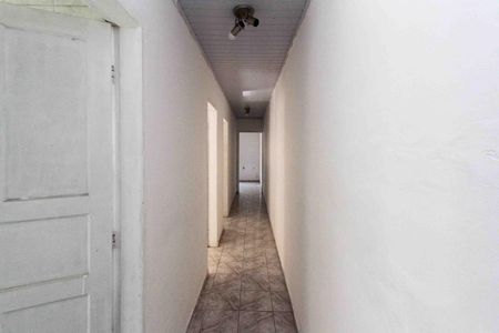 Casa à venda com 153m², 2 quartos e 2 vagasCorredor