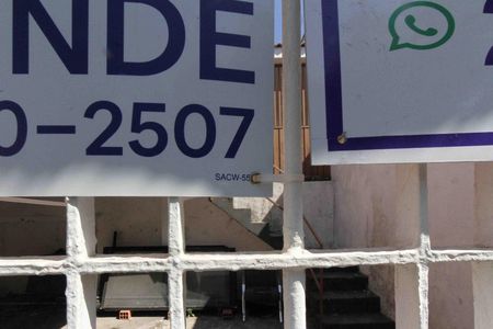 Casa à venda com 153m², 2 quartos e 2 vagasPlaquinha