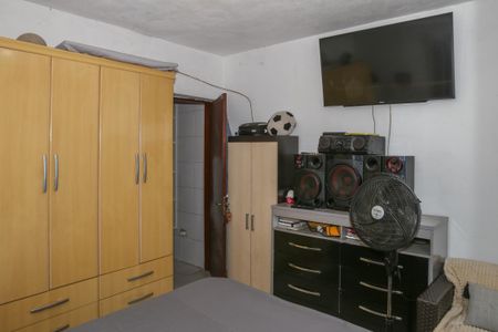 Casa à venda com 200m², 3 quartos e 2 vagas Casa à venda com 200m², 3 quartos e 2 vagasQuarto 1