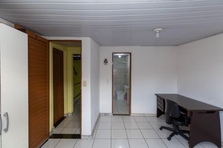 Casa à venda com 647m², 7 quartos e 4 vagas Casa à venda com 647m², 7 quartos e 4 vagasQuarto 7