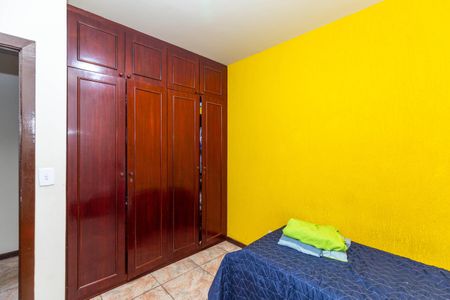 Casa à venda com 647m², 7 quartos e 4 vagas Casa à venda com 647m², 7 quartos e 4 vagasQuarto 3