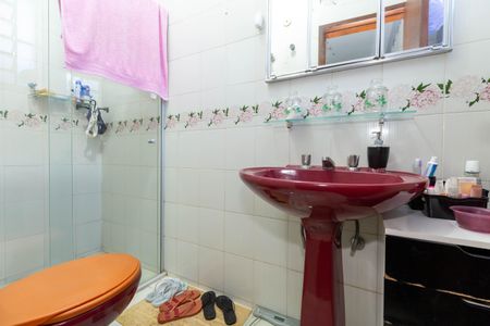 Casa à venda com 647m², 7 quartos e 4 vagas Casa à venda com 647m², 7 quartos e 4 vagasBanheiro 2