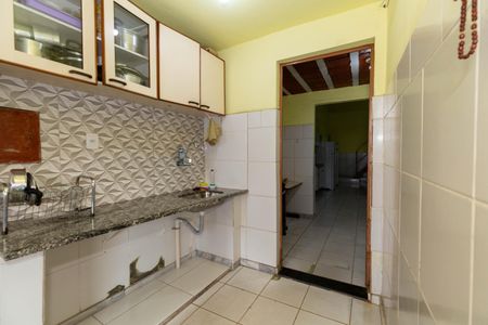 Casa à venda com 647m², 7 quartos e 4 vagas Casa à venda com 647m², 7 quartos e 4 vagasCozinha 3