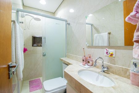 Casa à venda com 198m², 4 quartos e 2 vagas