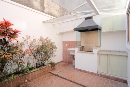 Casa à venda com 75m², 2 quartos e 1 vagaQuintal e área de serviço