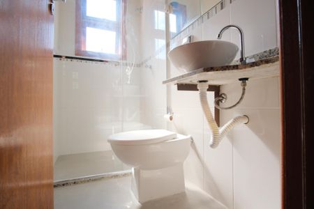 Casa à venda com 75m², 2 quartos e 1 vagaBanheiro Social