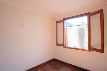 Casa à venda com 75m², 2 quartos e 1 vagaQuarto