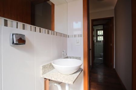 Casa à venda com 75m², 2 quartos e 1 vagaBanheiro Social