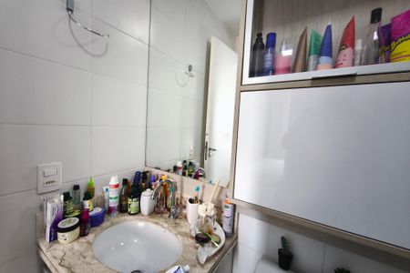 Apartamento à venda com 58m², 3 quartos e 1 vaga Apartamento à venda com 58m², 3 quartos e 1 vagaBanheiro Suíte