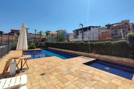 Apartamento à venda com 58m², 3 quartos e 1 vaga Apartamento à venda com 58m², 3 quartos e 1 vagaÁrea comum - Piscina