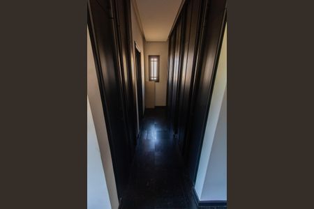 Casa à venda com 220m², 3 quartos e 4 vagas Casa à venda com 220m², 3 quartos e 4 vagascloset da Suíte 3
