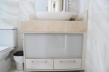 Casa à venda com 240m², 3 quartos e 3 vagasBanheiro da Suíte 3