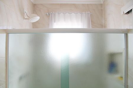 Casa à venda com 240m², 3 quartos e 3 vagasBanheiro da Suíte 2