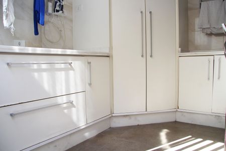 Casa à venda com 240m², 3 quartos e 3 vagasÁrea de Serviço