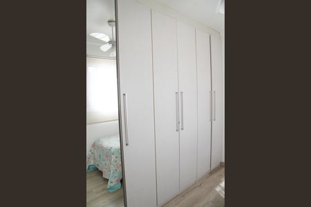 Casa à venda com 240m², 3 quartos e 3 vagasSuíte 3