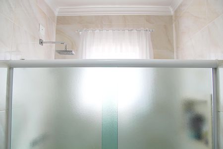 Casa à venda com 240m², 3 quartos e 3 vagasBanheiro da Suíte 1