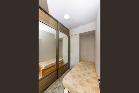 Apartamento para alugar com 170m², 3 quartos e 4 vagas Apartamento para alugar com 170m², 3 quartos e 4 vagasQuarto de Serviço