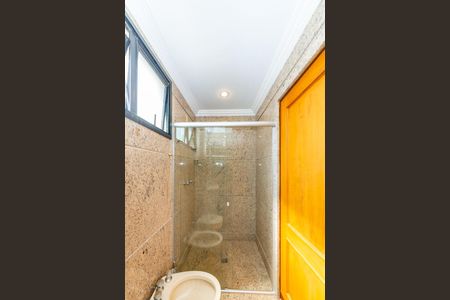 Apartamento para alugar com 170m², 3 quartos e 4 vagas Apartamento para alugar com 170m², 3 quartos e 4 vagasBanheiro da Suíte 2