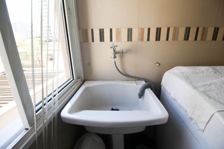 Apartamento para alugar com 82m², 2 quartos e sem vagaÁrea de Serviço