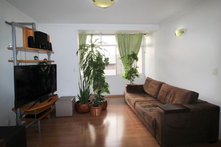 Apartamento para alugar com 82m², 2 quartos e sem vagaSala