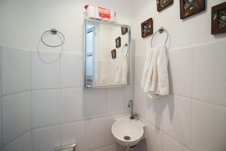 Apartamento para alugar com 82m², 2 quartos e sem vagaBanheiro de serviço