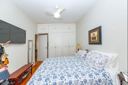 Apartamento à venda com 110m², 3 quartos e 1 vaga Apartamento à venda com 110m², 3 quartos e 1 vagaQuarto 1