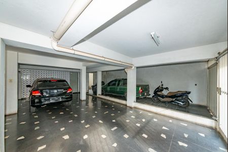 Apartamento à venda com 110m², 3 quartos e 1 vaga Apartamento à venda com 110m², 3 quartos e 1 vagaGaragem