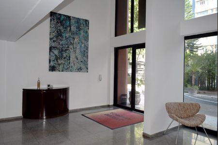 Apartamento para alugar com 82m², 1 quarto e 1 vagaHall de entrada