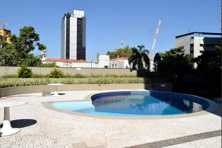 Apartamento para alugar com 82m², 1 quarto e 1 vagaPiscina