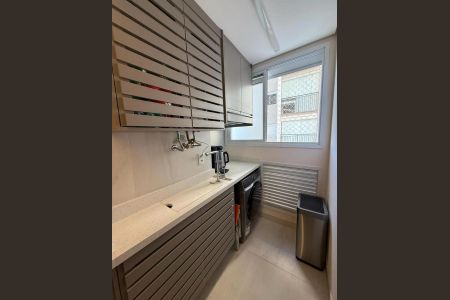 Apartamento à venda com 61m², 3 quartos e 1 vaga Apartamento à venda com 61m², 3 quartos e 1 vagaÁrea de serviço