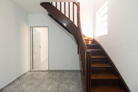 Casa para alugar com 120m², 3 quartos e 1 vaga Casa para alugar com 120m², 3 quartos e 1 vagaSala