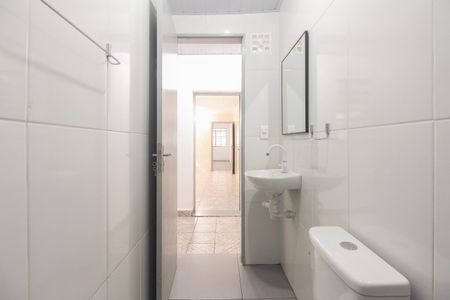 Casa para alugar com 120m², 3 quartos e 1 vaga Casa para alugar com 120m², 3 quartos e 1 vagaBanheiro 2