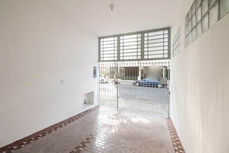 Casa para alugar com 120m², 3 quartos e 1 vaga Casa para alugar com 120m², 3 quartos e 1 vagaGaragem