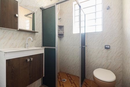 Casa para alugar com 120m², 3 quartos e 1 vaga Casa para alugar com 120m², 3 quartos e 1 vagaBanheiro 1